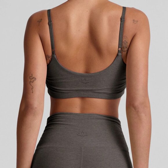 Beyond Yoga SET Spacedye Raise The Barre Shirred Bra Tank Gray Black Adjustable - Picture 9 of 10